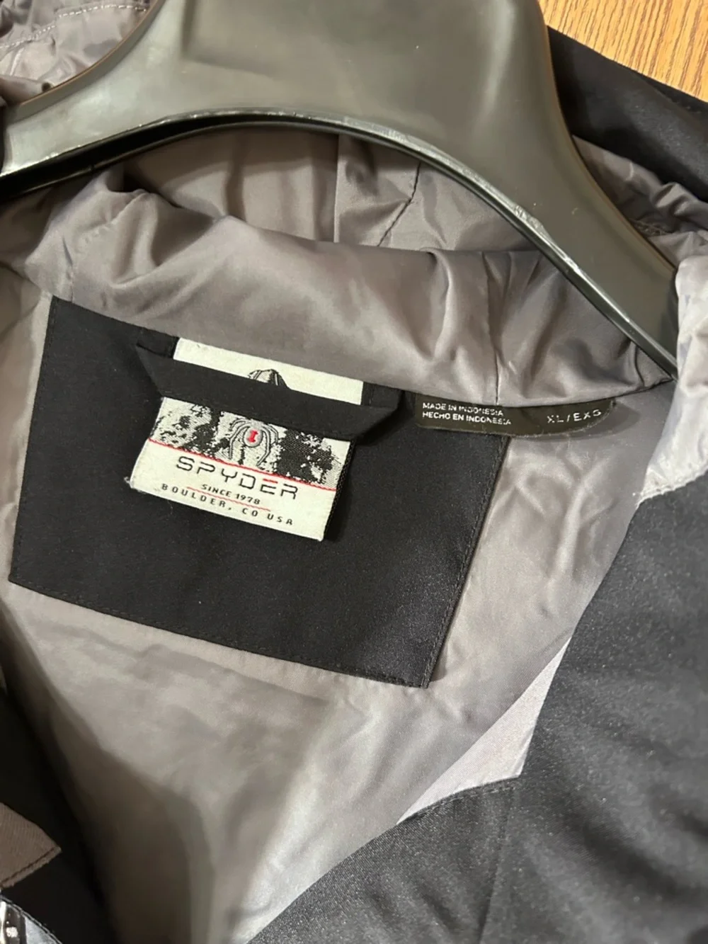 Spyder 600 Down Puffer Ski Coat - Picture 3 of 6